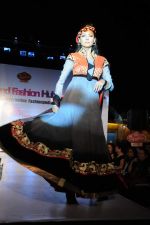 at Grand Fashion hub website launch in Juhu, Mumbai on 15th April 2013 (36).JPG